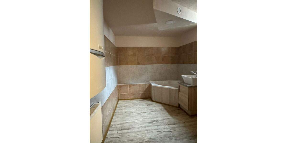 Etagenwohnung Annaberg-Buchholz Annaberg - 4 Zimmer, 100 m&sup2;, 420&euro; | Angebot:25002969