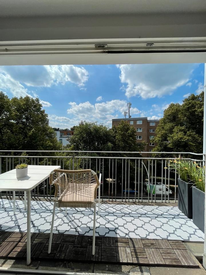 Sierichstr. - Whg. zur Zwischenmiete - 01.09. - großer Südbalkon