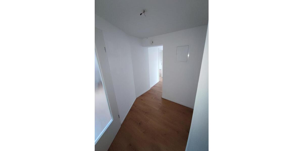 Dachgeschoßwohnung Seesen - 4 Zimmer, 105 m&sup2;, 680&euro; | Angebot:22396212