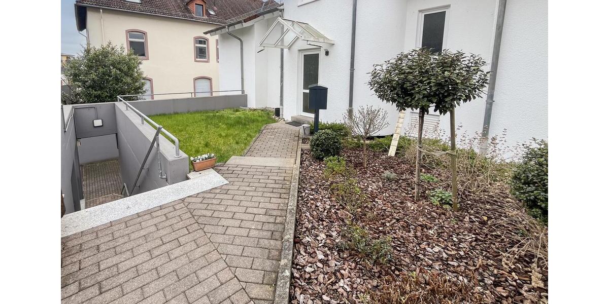 Etagenwohnung Walluf - 2 Zimmer, 62 m&sup2;, 1.100&euro; | Angebot:26561184