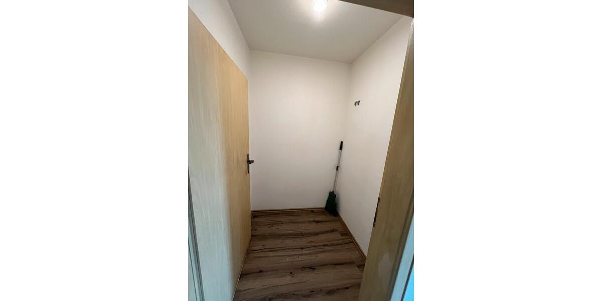 Erdgeschoßwohnung Bad Hersfeld - 3.5 Zimmer, 76 m&sup2;, 800&euro; | Angebot:26433817
