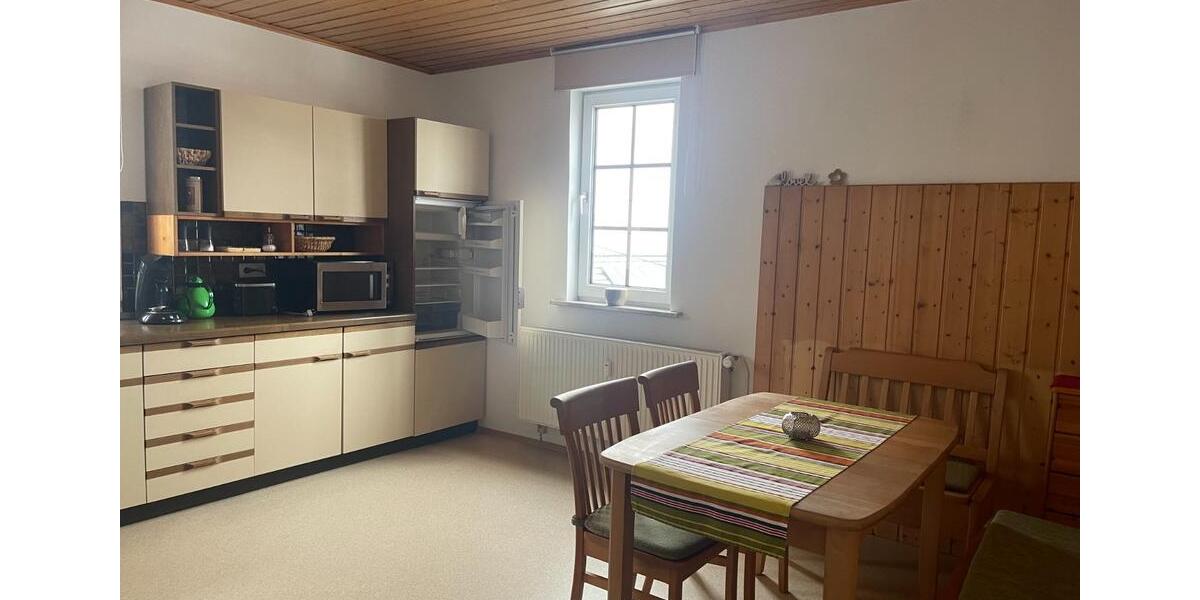 Etagenwohnung Meeder - 1 Zimmer, 64 m&sup2;, 450&euro; | Angebot:24703609