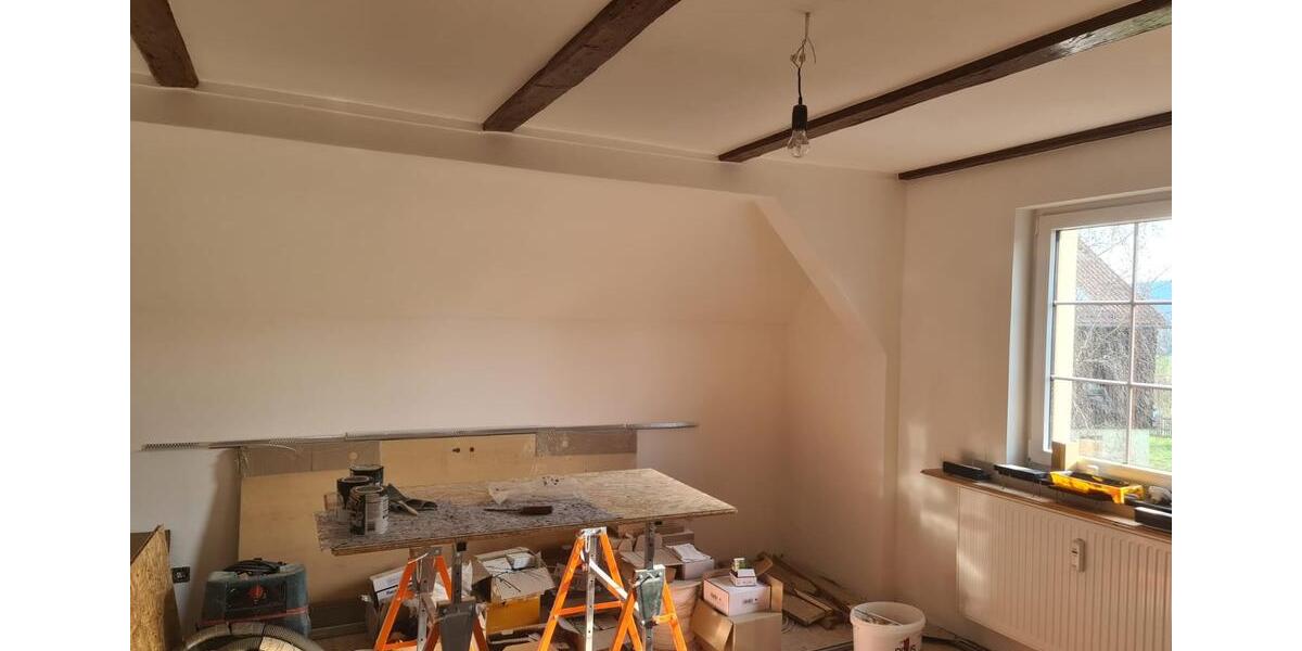 Dachgeschoßwohnung Sebnitz - 4 Zimmer, 87 m&sup2;, 599&euro; | Angebot:25873354