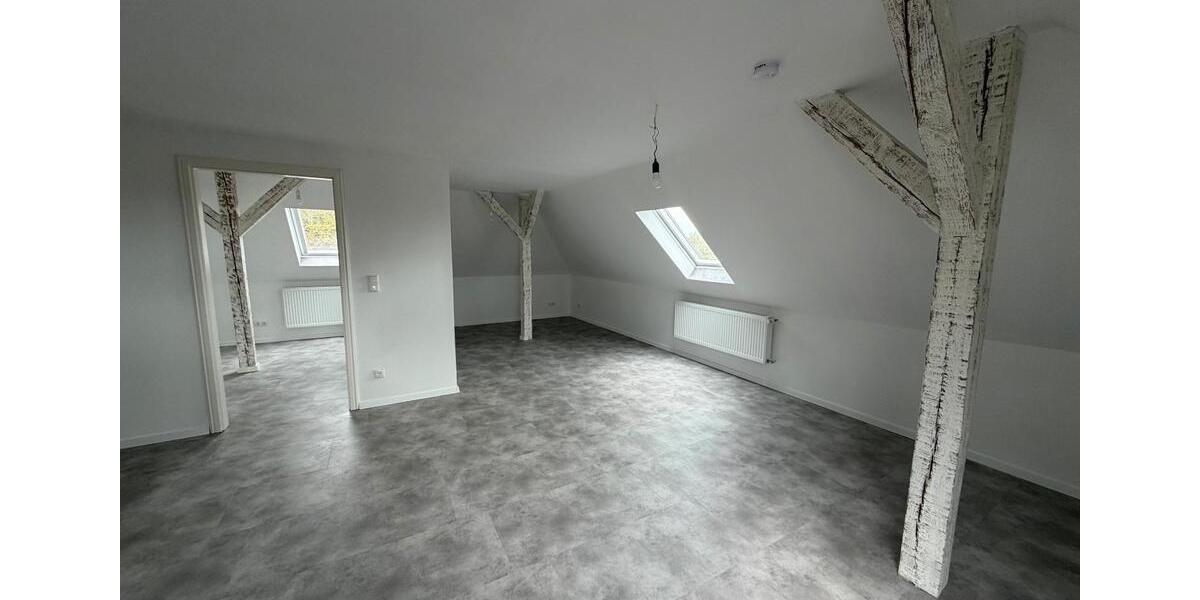 Dachgeschoßwohnung Güstrow - 2 Zimmer, 68 m&sup2;, 544&euro; | Angebot:26705583