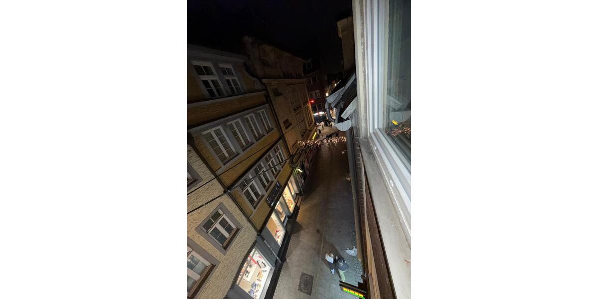 Dachgeschoßwohnung Düsseldorf - 2 Zimmer, 65 m&sup2;, 950&euro; | Angebot:24705658