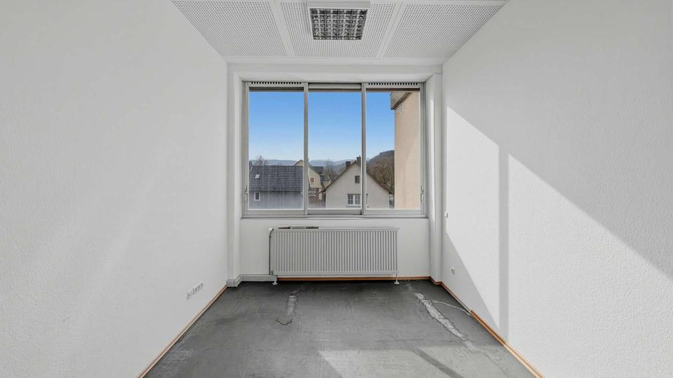 Gewerbeobjekt Dautphetal - 3&euro; | Angebot:26033760