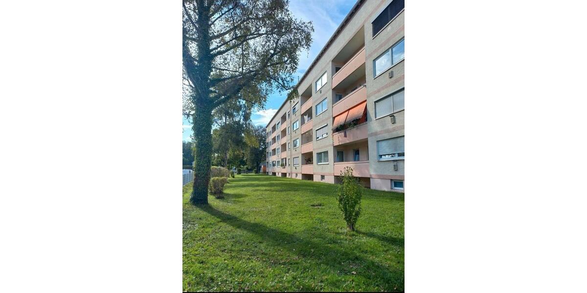 Etagenwohnung Rosenheim Innenstadt - 4 Zimmer, 94 m&sup2;, 1.500&euro; | Angebot:24661889