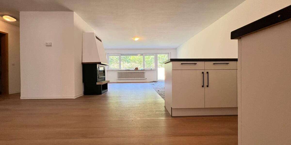 Etagenwohnung Landstuhl - 4 Zimmer, 110 m&sup2;, 1.450&euro; | Angebot:26977169