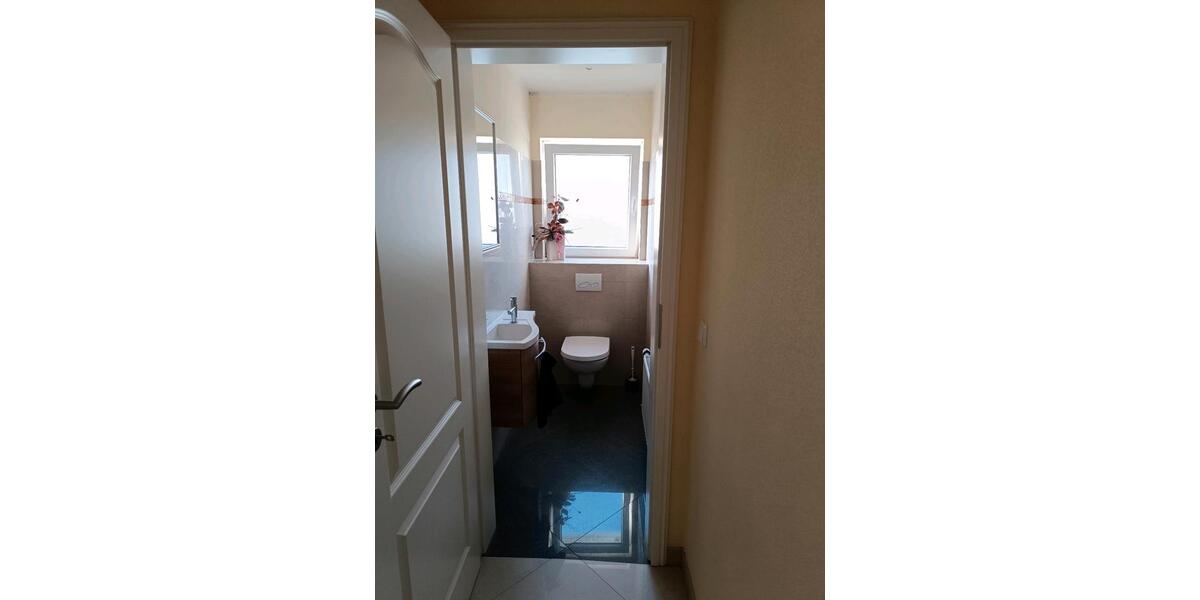 Etagenwohnung Friedberg (Hessen) - 4 Zimmer, 96 m&sup2;, 500&euro; | Angebot:26134399