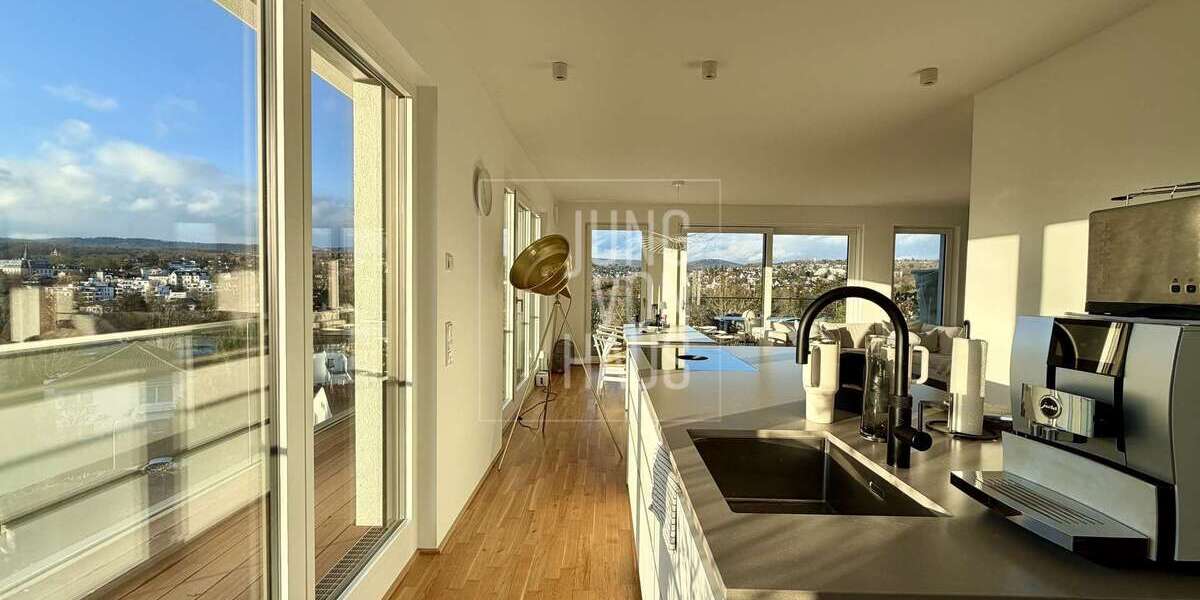 Einfamilienhaus Wiesbaden Südost - 6.5 Zimmer, 245 m&sup2;, 5.145&euro; | Angebot:24849758