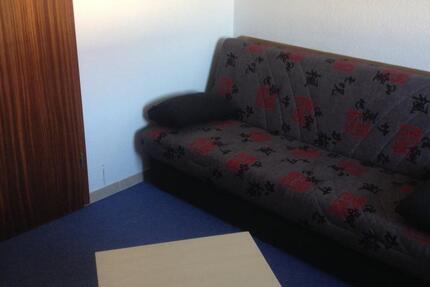 Zimmer 14 qm in 2er WG 1.OG in EFH m. Bad, WaMa und WLAN 1 zimmer