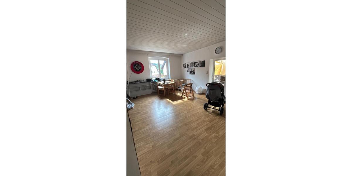 Etagenwohnung Wallenfels - 4 Zimmer, 101 m&sup2;, 550&euro; | Angebot:26088941