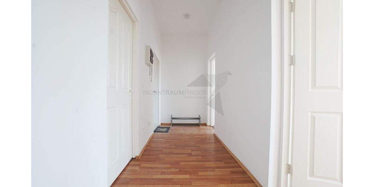 Etagenwohnung Werdau - 2 Zimmer, 54 m&sup2;, 319&euro; | Angebot:23128694