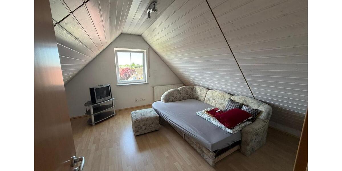 Doppelhaushälfte Geisenfeld - 6 Zimmer, 125 m&sup2;, 1.500&euro; | Angebot:26693812