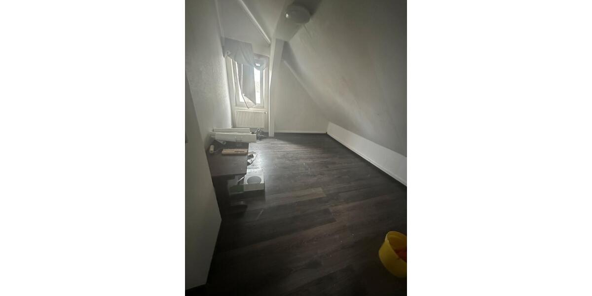 Dachgeschoßwohnung Ötzingen - 6 Zimmer, 120 m&sup2;, 1.100&euro; | Angebot:25539890