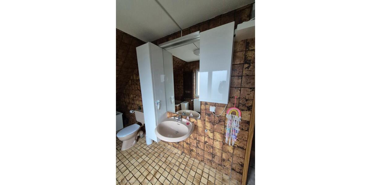 Dachgeschoßwohnung Barsinghausen - 3 Zimmer, 75 m&sup2;, 950&euro; | Angebot:25723887