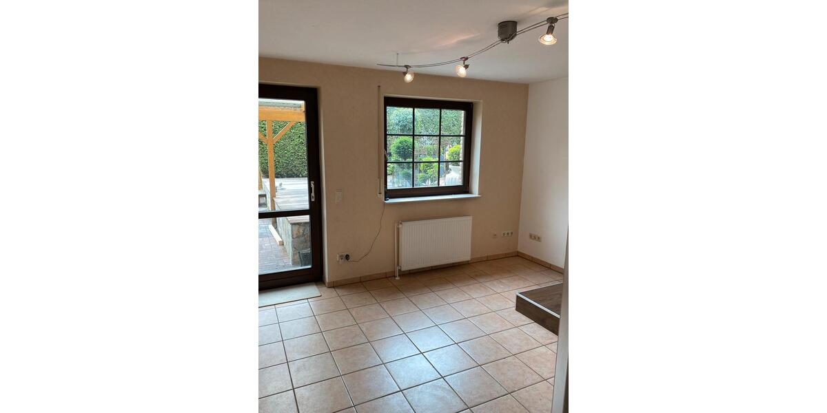 Reihenhaus Bad Lippspringe - 6 Zimmer, 103 m&sup2;, 849&euro; | Angebot:26211216