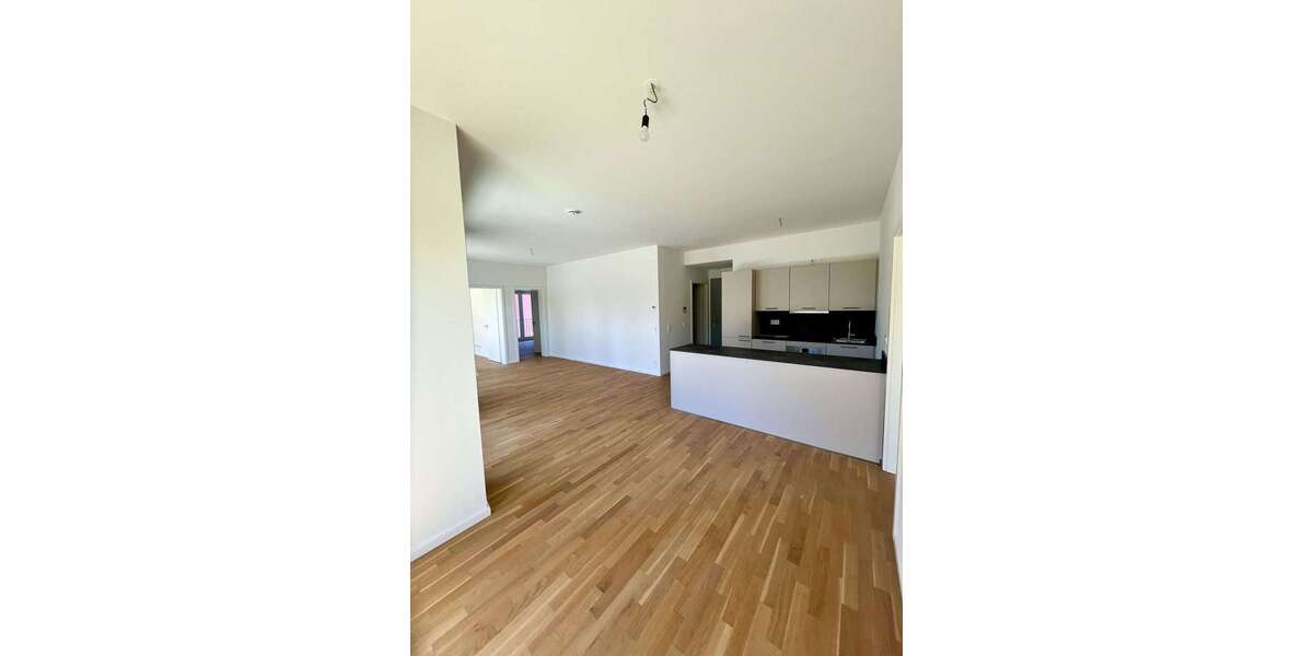 Etagenwohnung Berlin Hakenfelde - 4 Zimmer, 95 m&sup2;, 2.040&euro; | Angebot:26748545
