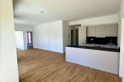 Wohnung Berlin Hakenfelde - 4 Zimmer, 95 m&sup2;, 2.040&euro; | Angebot:26748545