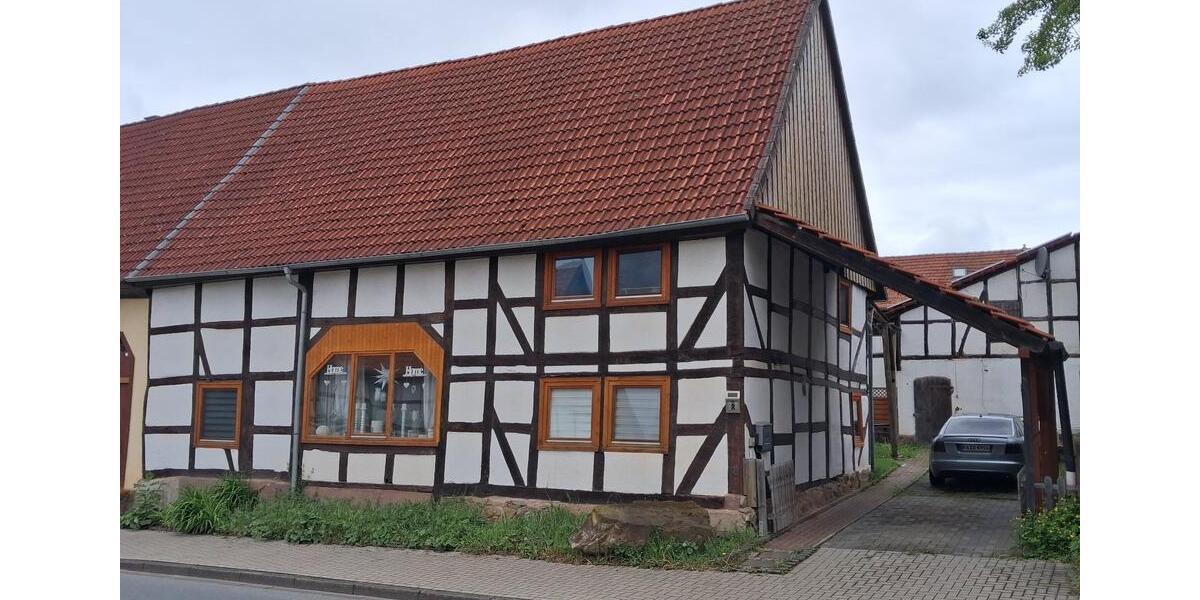 Etagenwohnung Hofgeismar - 8 Zimmer, 170 m&sup2;, 1.000&euro; | Angebot:26491609