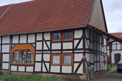 Wohnung Hofgeismar - 8 Zimmer, 170 m&sup2;, 1.000&euro; | Angebot:26491609