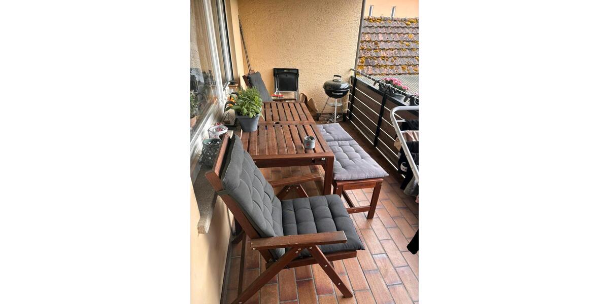 Etagenwohnung Waldenbuch - 5 Zimmer, 90 m&sup2;, 1.250&euro; | Angebot:26634513