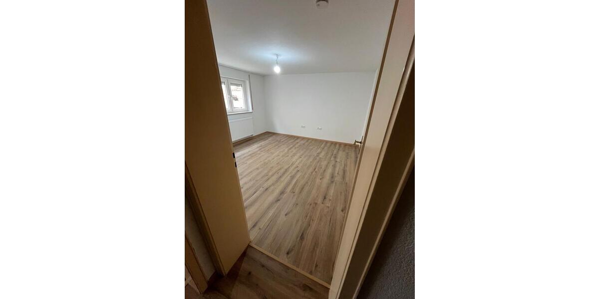 Etagenwohnung Baltmannsweiler - 2 Zimmer, 50 m&sup2;, 650&euro; | Angebot:26629224