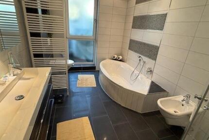 Exklusives Penthouse auf dem Petrisberg ab 01.03.2026 verfügbar 3 zimmer