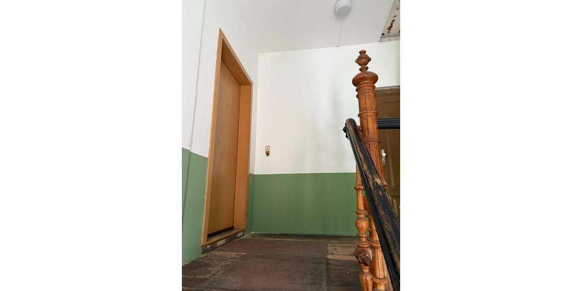Dachgeschoßwohnung Eisenach - 4 Zimmer, 138 m&sup2;, 970&euro; | Angebot:21987915