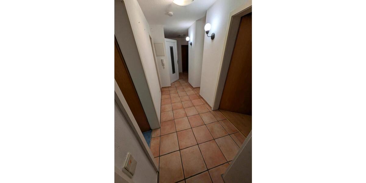 Dachgeschoßwohnung Altensteig - 4 Zimmer, 96 m&sup2;, 1.250&euro; | Angebot:26050729