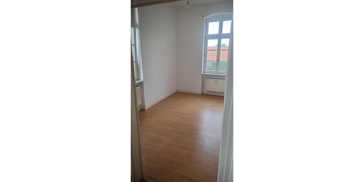 Etagenwohnung Geseke - 3 Zimmer, 92 m&sup2;, 700&euro; | Angebot:26381625