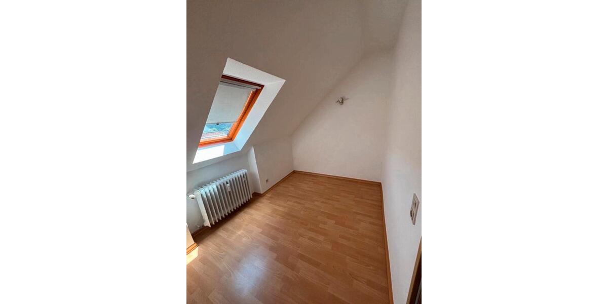 Dachgeschoßwohnung Wittlich - 5 Zimmer, 84 m&sup2;, 700&euro; | Angebot:26567143