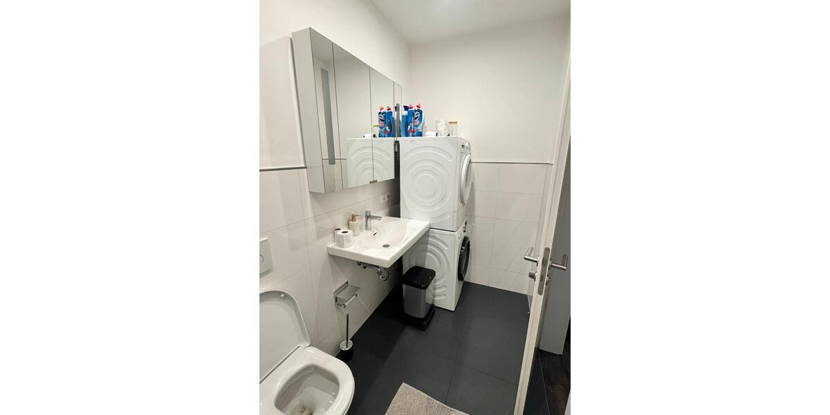Wohnen auf Zeit Frankfurt am Main Unterliederbach - 4 Zimmer, 130 m&sup2;, 2.000&euro; | Angebot:26605389