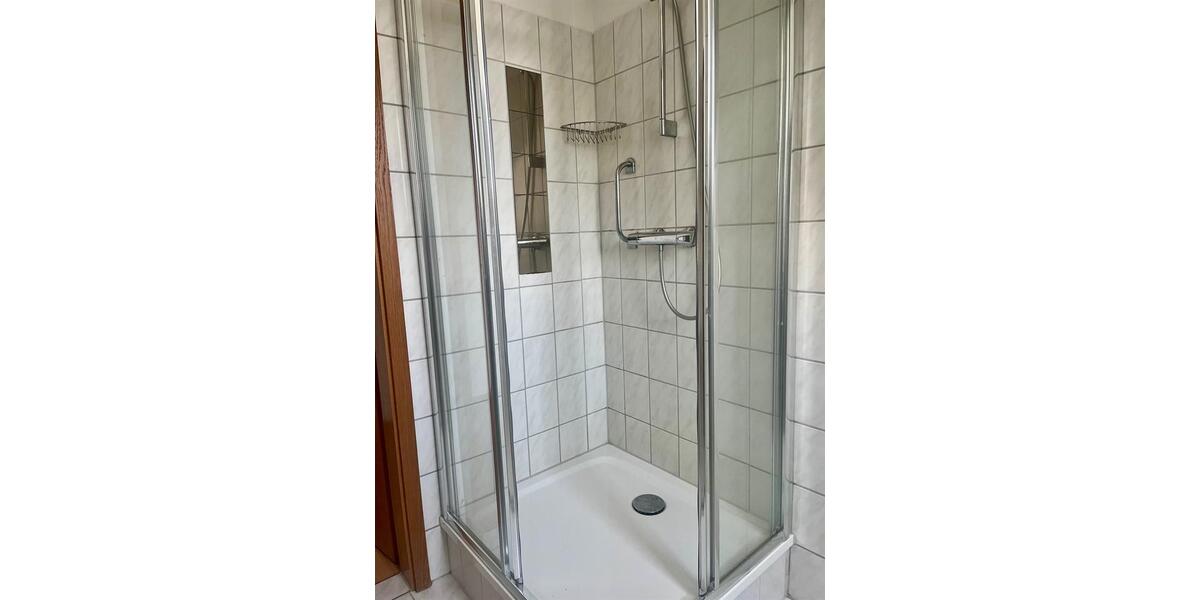 Große 2-Raum-Wohnung mit 60,5 m² im Dachgeschoss 2 zimmer