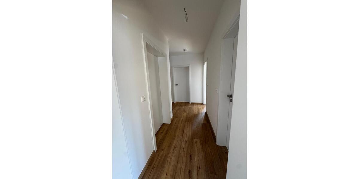 Etagenwohnung Winsen (Aller) - 3 Zimmer, 87 m&sup2;, 990&euro; | Angebot:26005652