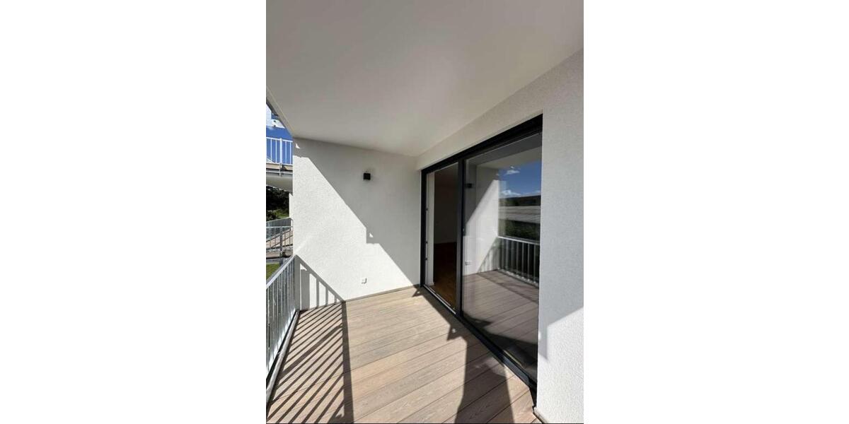 Etagenwohnung Wolmirstedt - 3.5 Zimmer, 102 m&sup2;, 1.267&euro; | Angebot:26602660