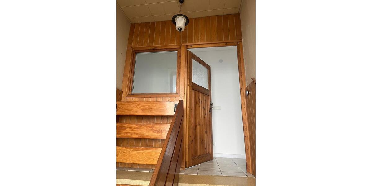 Etagenwohnung Völklingen - 4 Zimmer, 91 m&sup2;, 650&euro; | Angebot:26662959