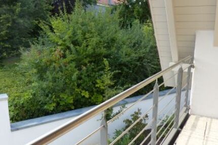 Fantastische 2-Zimmer-Wohnung kleines Haus mit Balkon, Terrasse + kleinem Garten in 97711 Maßbach-Weichtungen zwischen Bad Kissingen und SW (ID 1145)