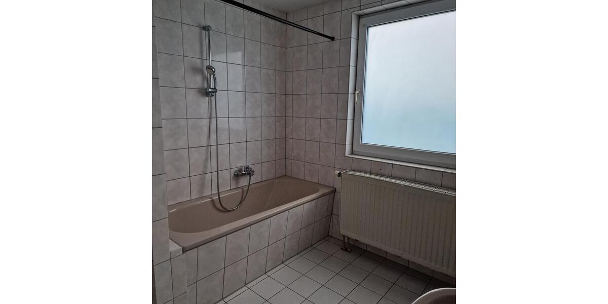 Dachgeschoßwohnung Osann-Monzel Monzel - 3 Zimmer, 88 m&sup2;, 700&euro; | Angebot:24599310