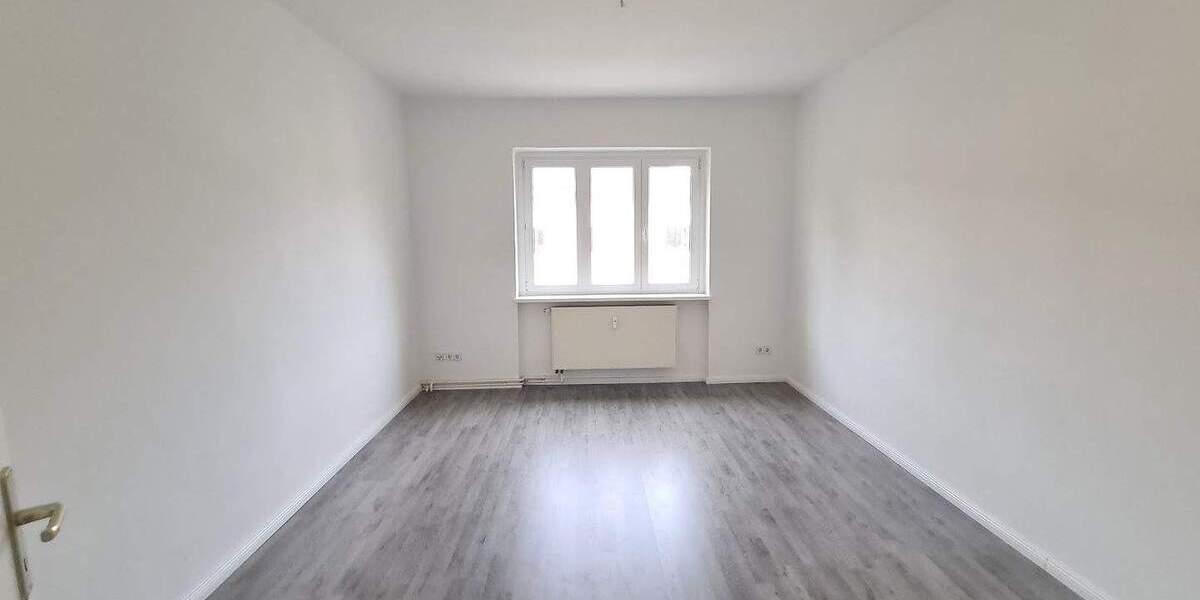 Etagenwohnung Magdeburg Cracau - 2 Zimmer, 72 m&sup2;, 479&euro; | Angebot:23977560