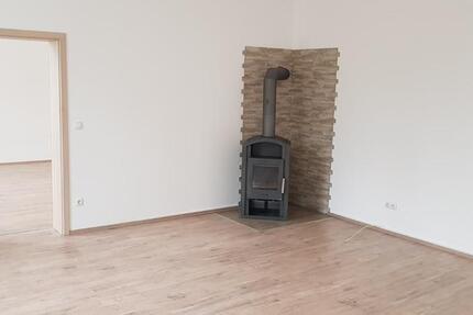 Wohnung Erxleben - 2 Zimmer, 72 m&sup2;, 550&euro; | Angebot:24533954