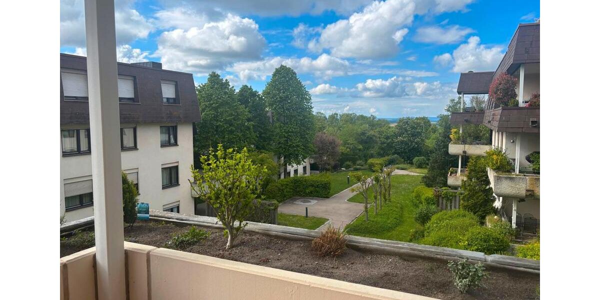 Etagenwohnung Leonberg - 2.5 Zimmer, 75 m&sup2;, 1.050&euro; | Angebot:26698177