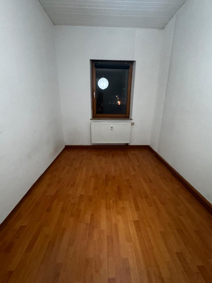 Zimmer in Studenten WG frei