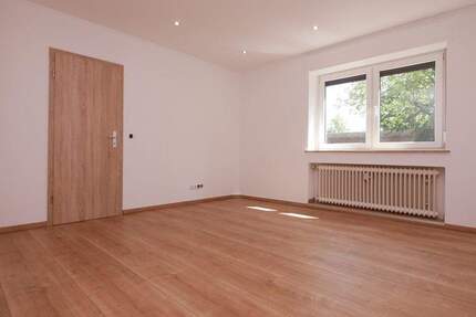 Wohnung Gelsenkirchen Bulmke-Hüllen - 1 Zimmer, 32 m&sup2;, 240&euro; | Angebot:24505339