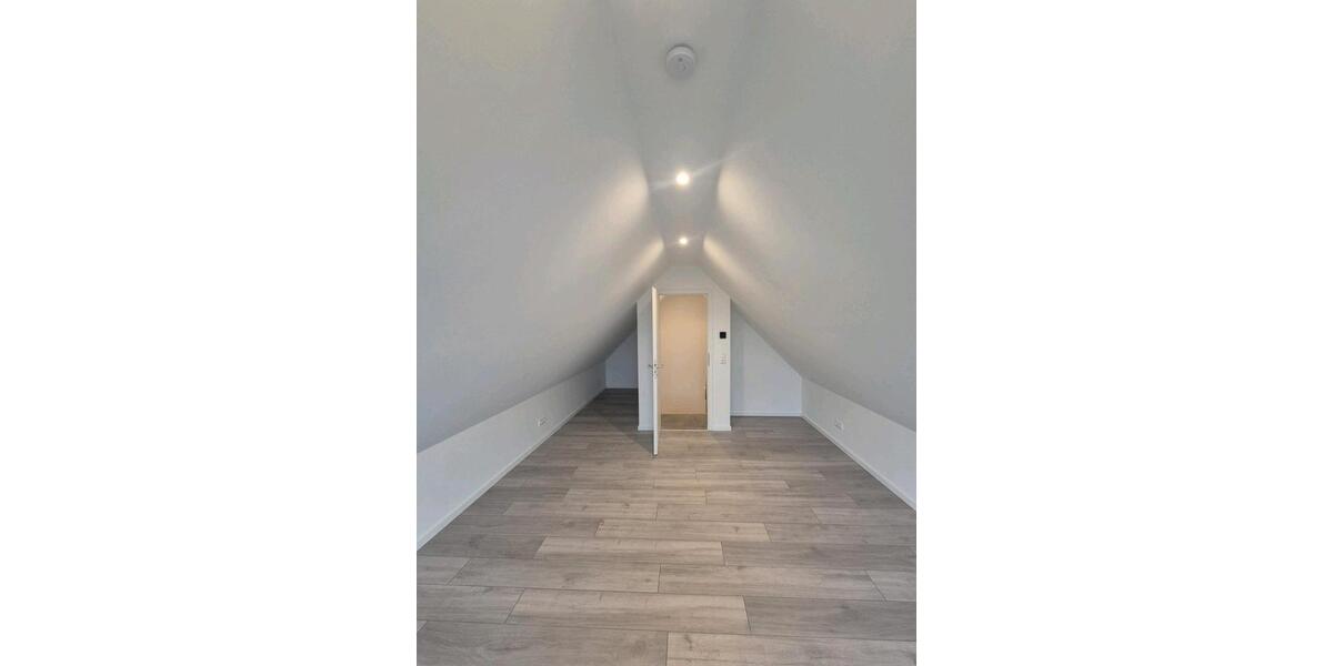 Einfamilienhaus Tellingstedt - 5 Zimmer, 115 m&sup2;, 1.500&euro; | Angebot:25729338