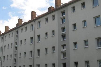 Wohnung Naumburg (Saale) - 4 Zimmer, 62 m&sup2;, 500&euro; | Angebot:25447988