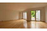 MODERNISIERTES RMH MIT TERRASSE UND TG-STELLPLATZ IN BELIEBTER LAGE AM GALGENBERG