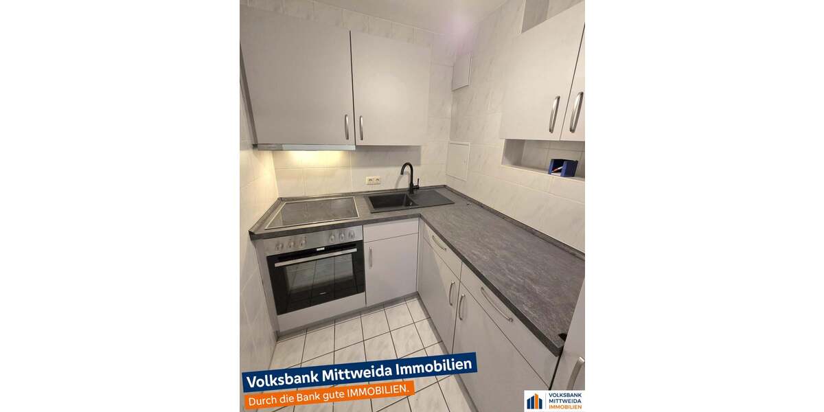 Tolle 2-Zimmer-Wohnung mit Einbauküche, Waschmaschine und Aufzug! - Dachgeschoßwohnung Chemnitz Lutherviertel | Angebot:26096660