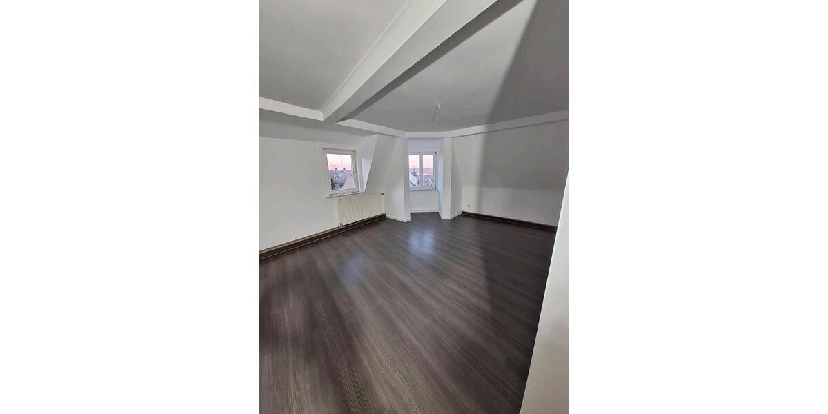 Dachgeschoßwohnung Augustusburg - 4 Zimmer, 96 m&sup2;, 850&euro; | Angebot:25383058