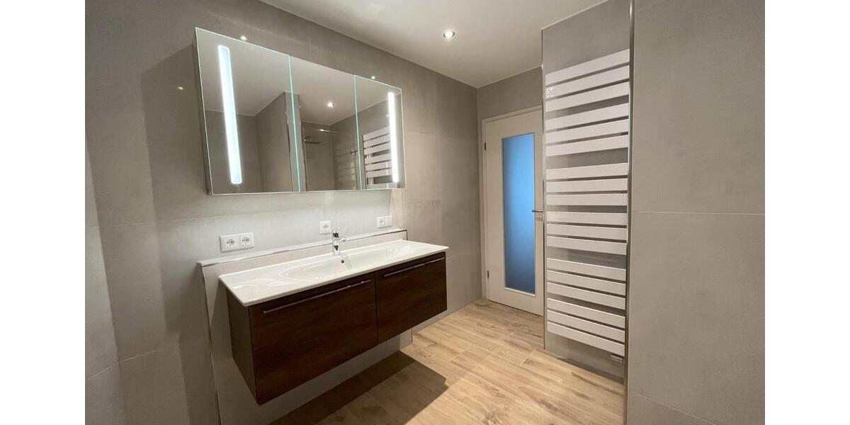 Etagenwohnung Plau am See - 2 Zimmer, 60 m&sup2;, 900&euro; | Angebot:25760746